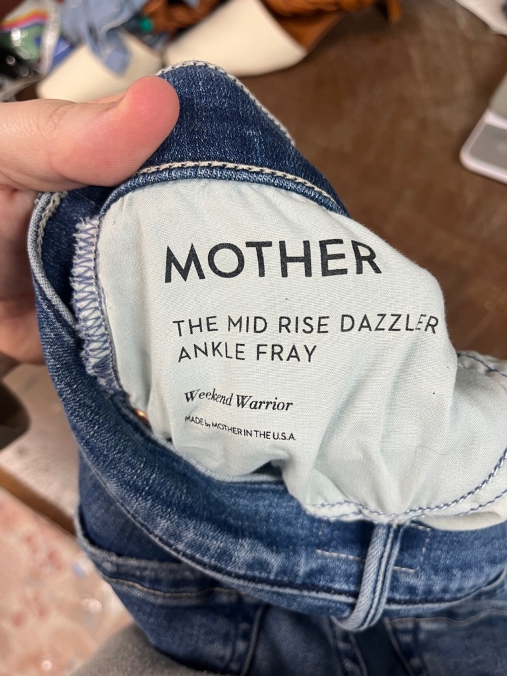 MOTHER The Mid Rise Dazzler Ankle Fray Jean Weekend Warrior- 27 - Picture 9 of 10